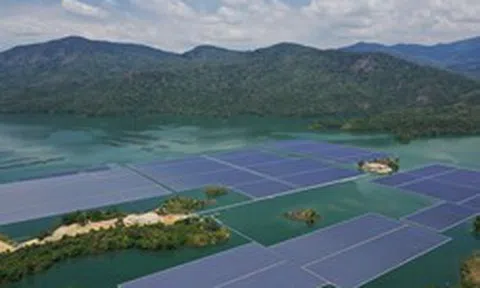 EVN đề xuất rót 4.400 tỷ đồng làm 3 dự án trên mặt hồ thủy điện