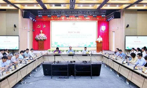 Hạn chế lạm dụng thủ tục rút gọn trong xây dựng pháp luật