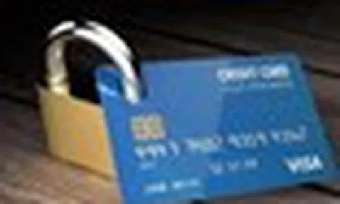 Phong toả tài khoản ngân hàng, đóng băng giao dịch nếu nhận, chuyển tiền trong trường hợp sau
