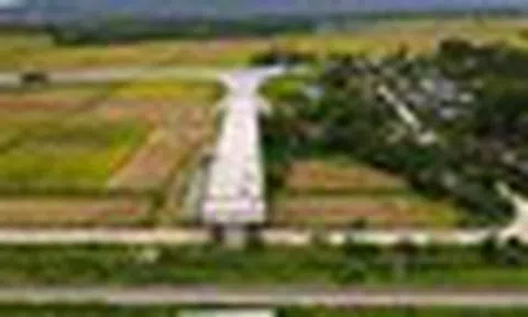Vì sao cầu vượt đường sắt Bắc - Nam thuộc dự án 442 tỉ đồng ở Thanh Hóa dừng thi công?