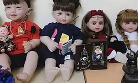 Trào lưu nuôi búp bê Kumanthong xâm nhập trường học, Thông tin Chính phủ phát thông báo lúc nửa đêm
