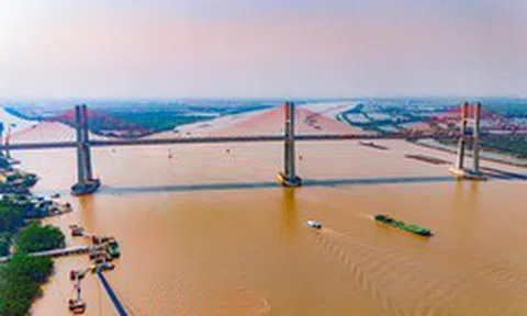 Việt Nam sở hữu một cây cầu lọt top 3 thế giới về số nhịp, riêng dây cáp nặng 800 tấn, do chính người Việt tự thiết kế và thi công