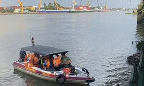 Điều tra vụ nam thanh niên tử vong khi lội xuống sông Đồng Nai
