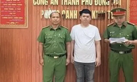 Khởi tố chủ hai kho thời trang ‘hàng hiệu fake’