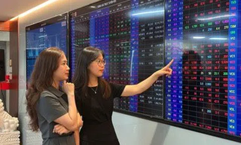 Chuyên gia dự báo VN-Index đạt 2.000 điểm cuối năm