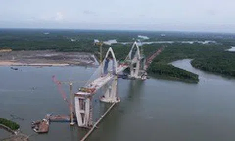 Cận cảnh cầu Phước An trước ngày hợp long