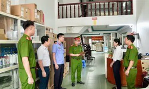 Cài Windows, Office lậu cho hàng trăm máy tính: Công an khởi tố vụ án đầu tiên trên cả nước