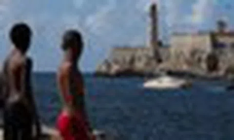 Không phải từ Nga, Trung Quốc hay Venezuela, Cuba sắp nhận 250.000 thùng nhiên liệu từ một nước ngay gần