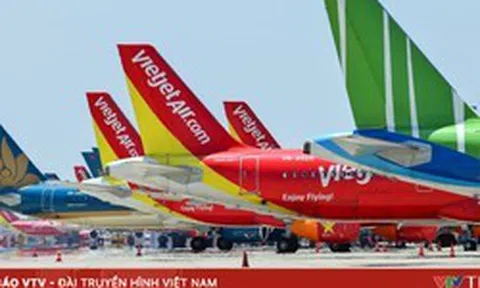 Cao điểm hè: Giá vé máy bay giảm sâu
