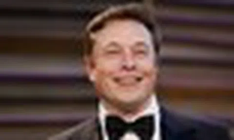Elon Musk trở thành tỷ phú nghìn tỷ USD đầu tiên trên thế giới