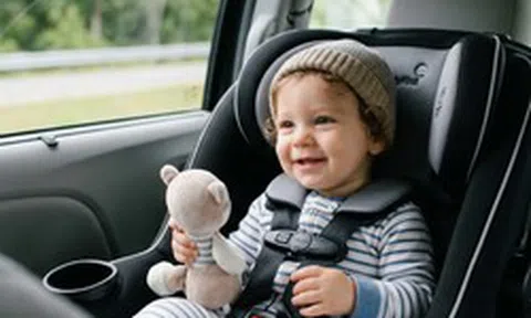 Các loại xe ô tô được miễn lắp ghế trẻ em từ 1/7