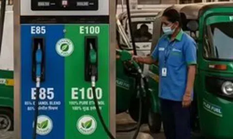 Việt Nam vừa phổ cập xăng E10, một quốc gia châu Á đã chính thức thông qua nhiên liệu E100, chạy gần như hoàn toàn bằng cồn