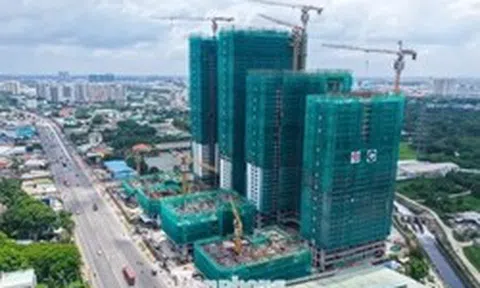 Hàng chục dự án căn hộ đua nhau 'mọc' lên dọc đoạn Quốc lộ