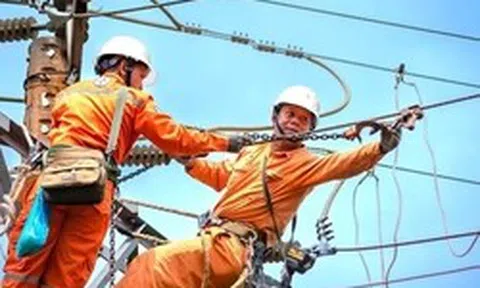 Dồn giờ cao điểm điện vào buổi tối: Ai được lợi, ai chịu thiệt?