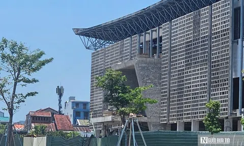 Huế ra “tối hậu thư” cho gói thầu chậm tiến độ tại dự án quảng trường gần 200 tỷ đồng