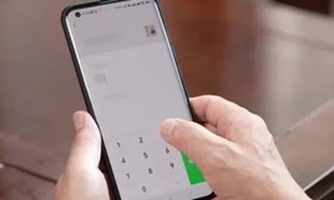Chuyển khoản thành công 237 triệu đồng từ Vietcombank sang ACB, người đàn ông SN 1985 phải trình báo công an