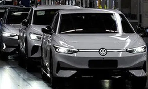 Cú sốc ngành ô tô: Sức ép lớn đến từ xe Trung Quốc buộc 'gã khổng lồ' nước Đức phải tính chuyện đóng cửa 4 nhà máy, sa thải 100.000 nhân sự