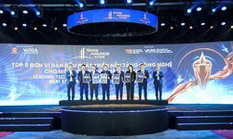 Tiên phong chuyển đổi số, ELINK đạt Top 5 nền tảng công nghệ BĐS tại VARS Award