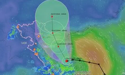 Biển Đông đón bão số 1 giật cấp 10, hướng về vùng biển Quảng Ninh - Hải Phòng