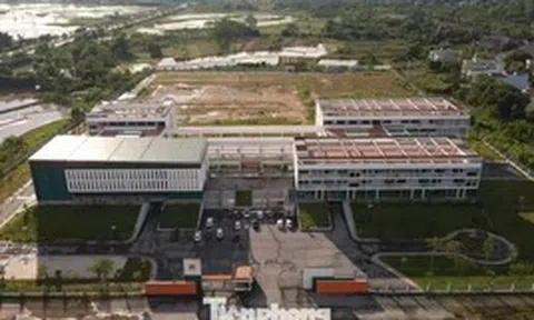 Hình ảnh Trường THPT chuyên Tuyên Quang- nơi 147 học sinh đạt điểm 10 môn Toán gây xôn xao dư luận