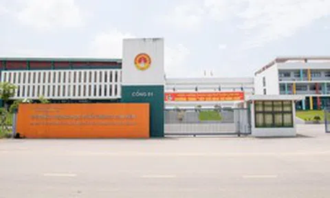 13 thí sinh Chuyên Tuyên Quang đạt trên 8 điểm môn tiếng Anh thi lại tốt nghiệp