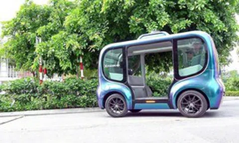 Hà Nội cho phép thử nghiệm xe buýt tự lái, robot taxi, robot giao hàng