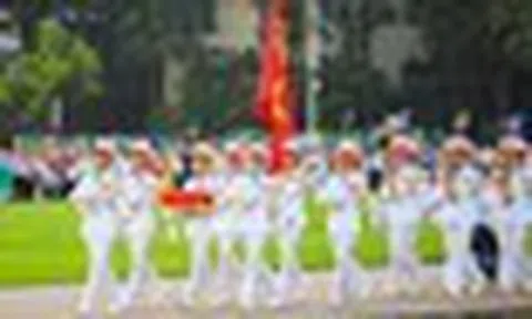 Nghìn người đến Quảng trường Ba Đình từ 4h dự Lễ Thượng cờ ngày Quốc Khánh